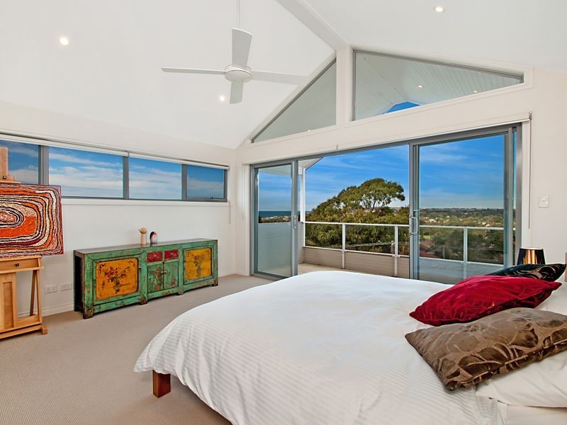 24 Jocelyn Street, North Curl Curl NSW 2099