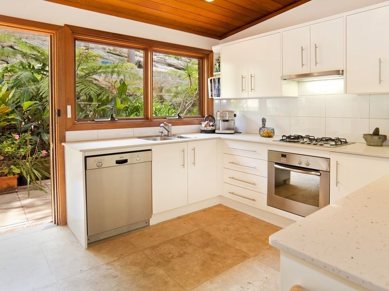 12 Ellen Street, Curl Curl NSW 2096