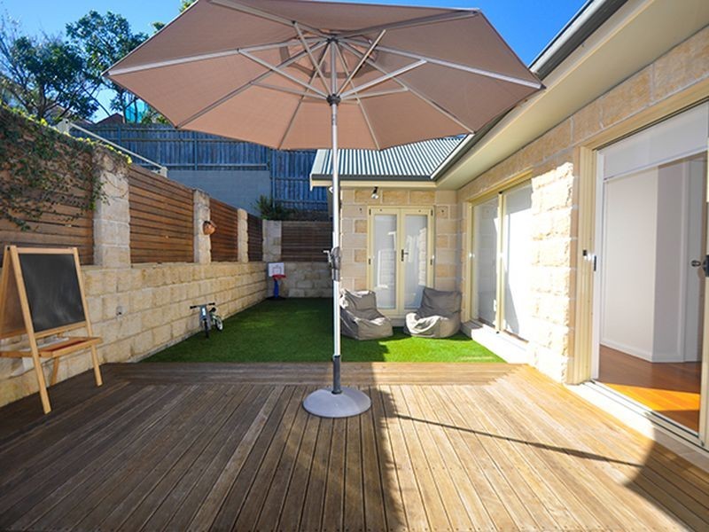 23a Foam Street, Freshwater NSW 2096