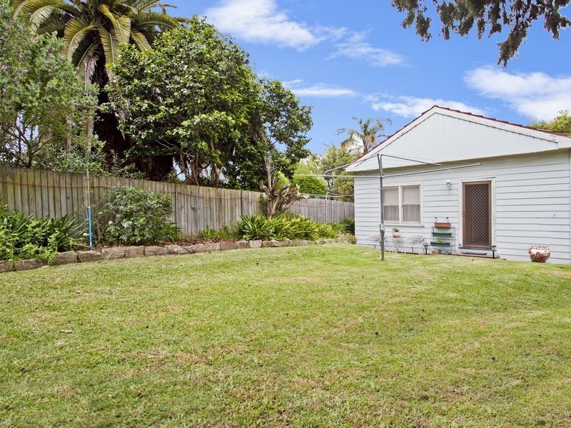 5 Soldiers Avenue, Freshwater NSW 2096