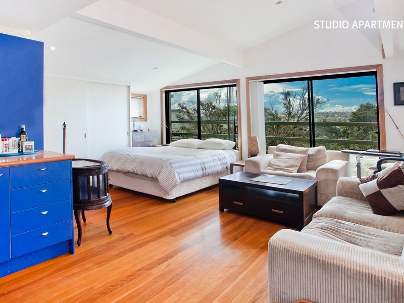 11 Farnell Street, Curl Curl NSW 2096