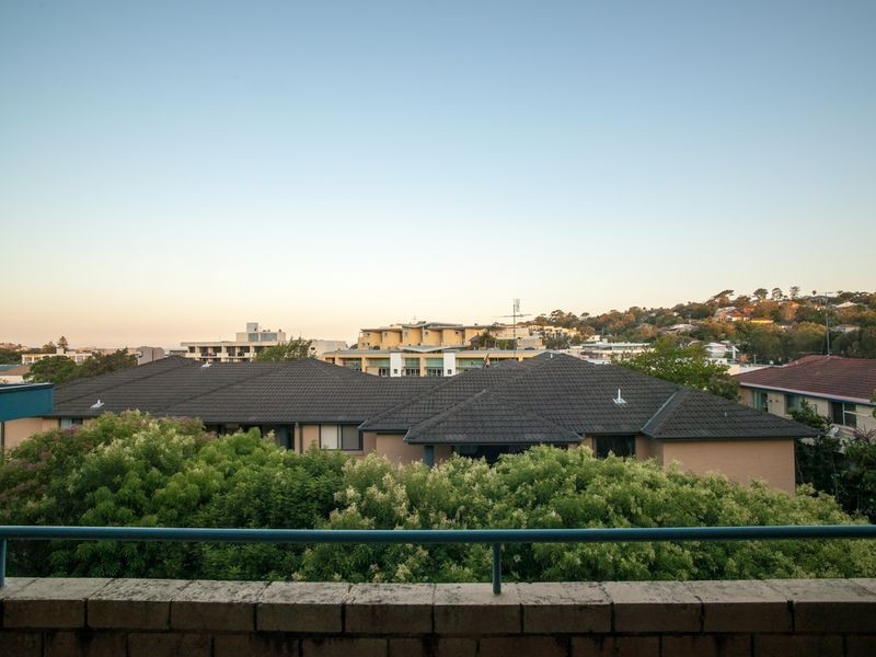 13/9 Burne Avenue, Dee Why NSW 2099