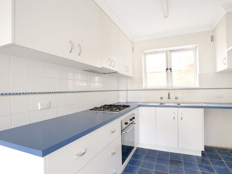 10/15 Kooloora Avenue, Freshwater NSW 2096