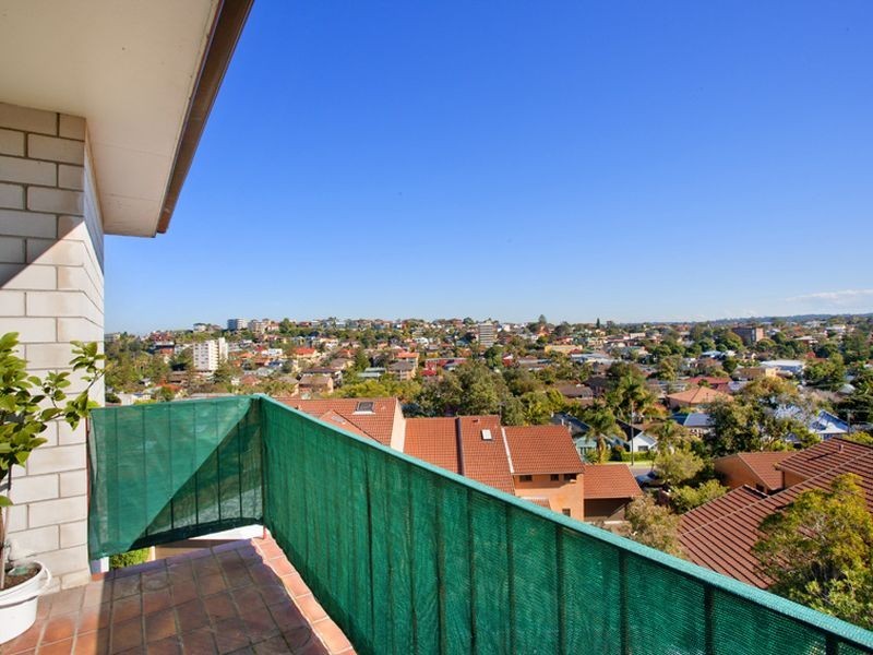 14/12 Ronald Avenue, Freshwater NSW 2096