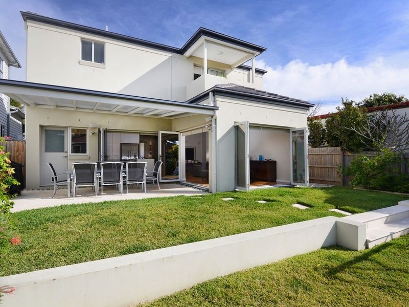 83 Bennett Street, Curl Curl NSW 2096