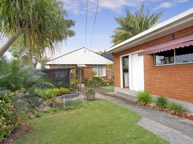 53 Gardere Avenue, Curl Curl NSW 2096