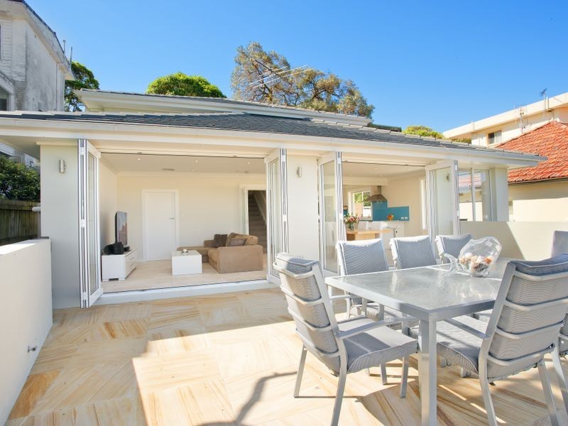 9 Martin Street, Freshwater NSW 2096