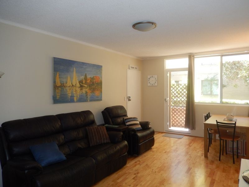 1/10 Fairway Close, Manly Vale NSW 2093