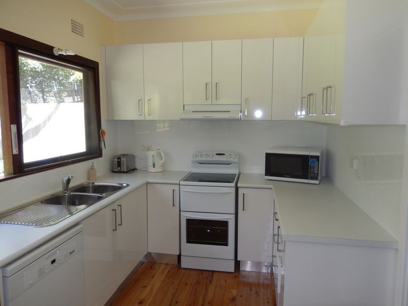 16 The Appian Way, Avalon Beach NSW 2107