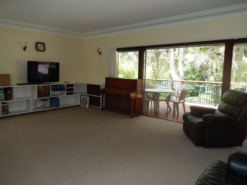 16 The Appian Way, Avalon Beach NSW 2107