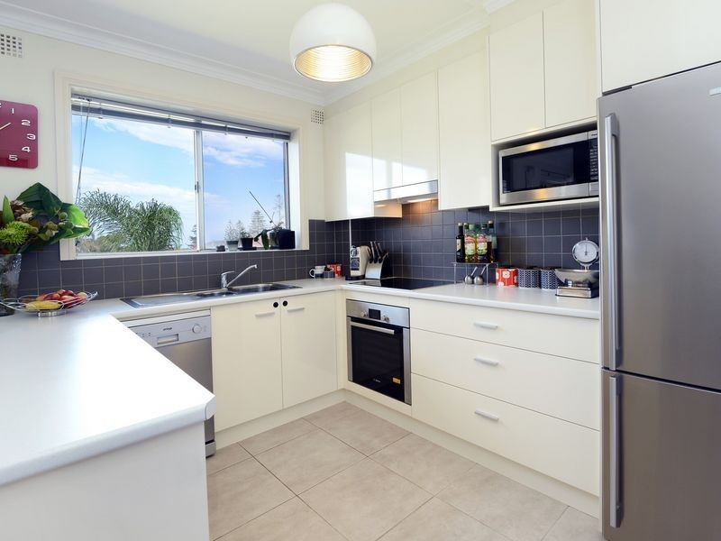 7/15 Oceanview Road, Freshwater NSW 2096