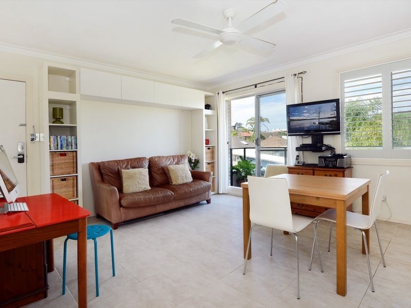 7/15 Oceanview Road, Freshwater NSW 2096