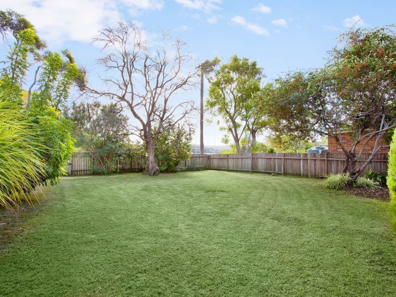 8 Riverview Parade, North Manly NSW 2100