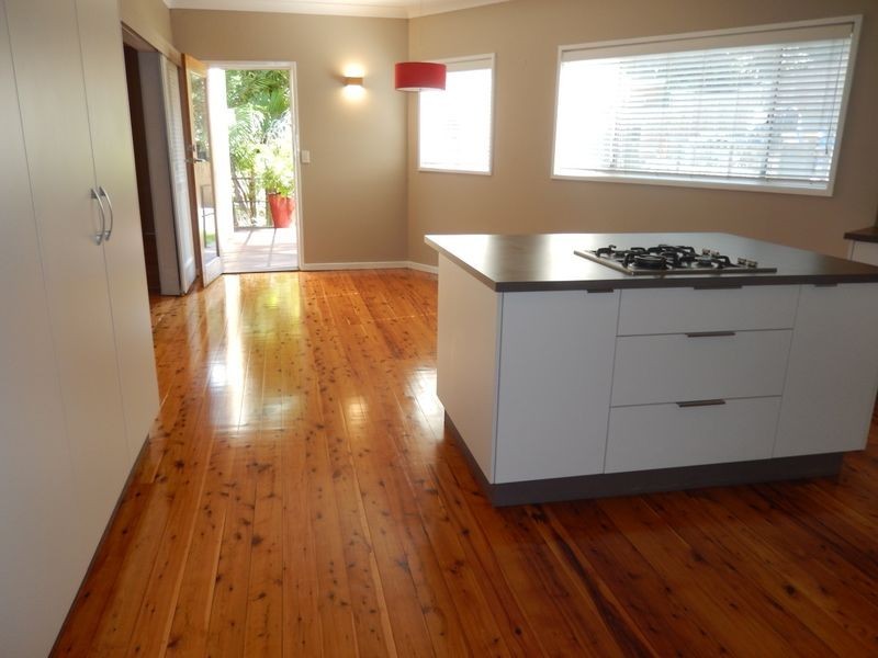 25 Palomar Parade, Freshwater NSW 2096