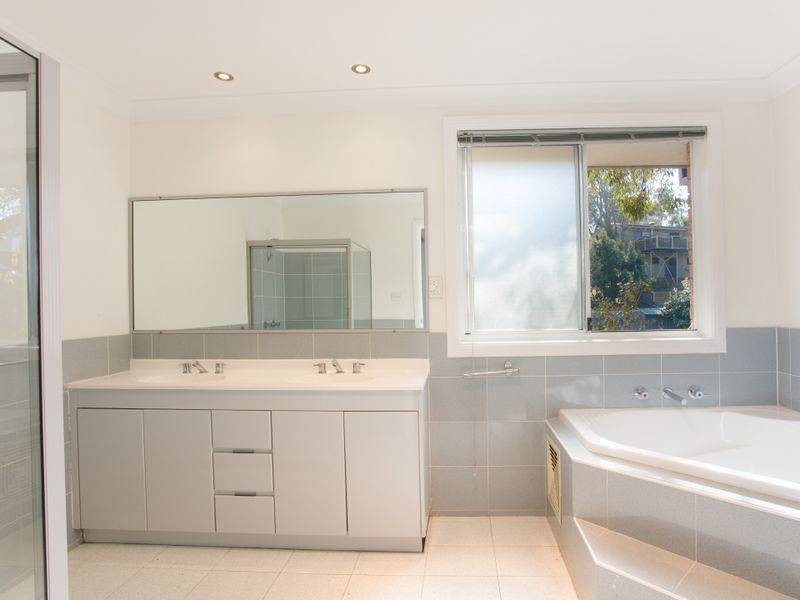 26 Bate Avenue, Allambie Heights NSW 2100