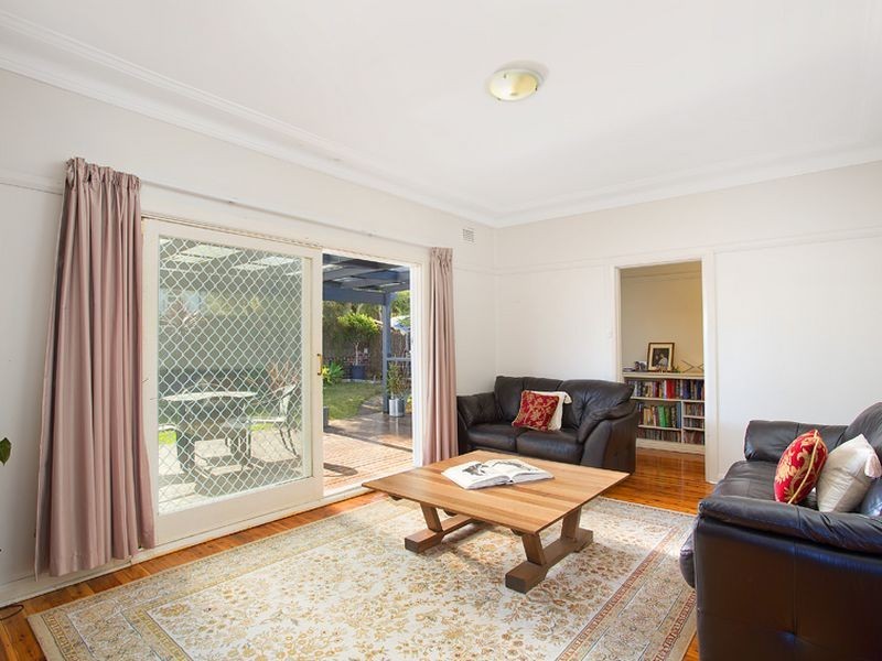 1 Delaigh Avenue, North Curl Curl NSW 2099