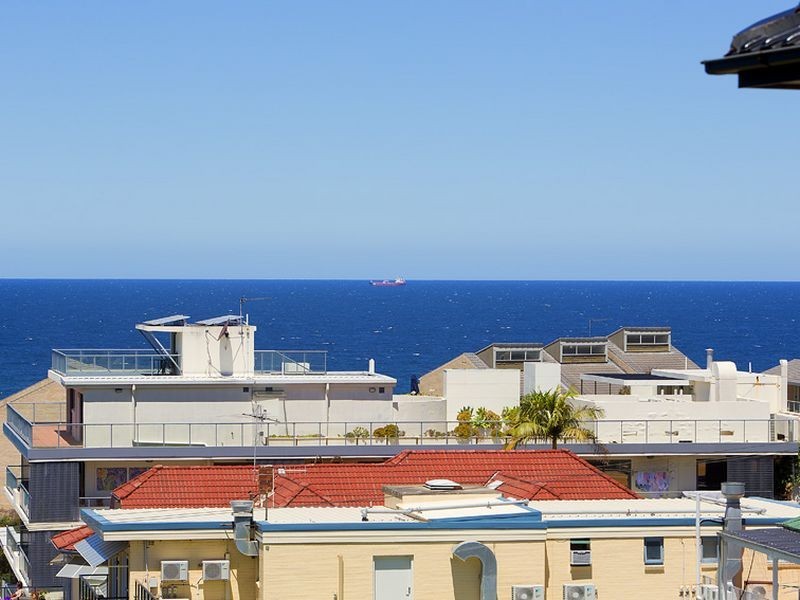 8/38 Beach Street, Curl Curl NSW 2096