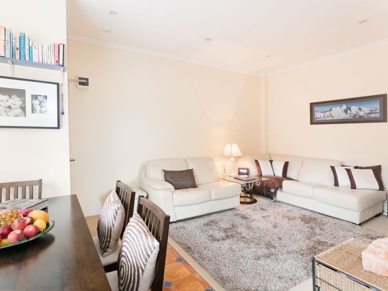 24/38 Ocean View Road, Freshwater NSW 2096