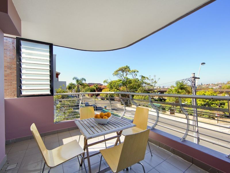 2/89 Queenscliff Rd, Queenscliff NSW 2096