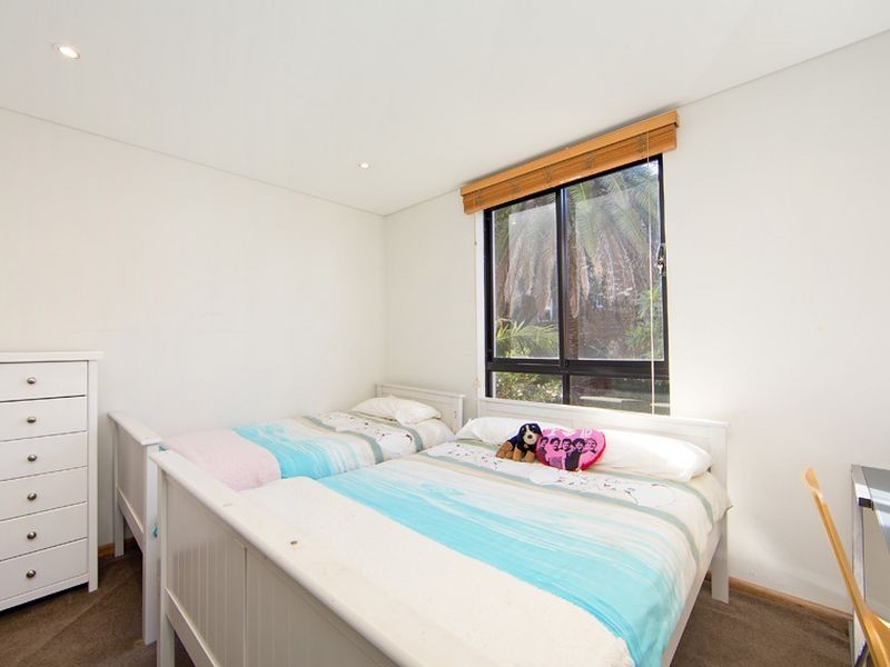 2/89 Queenscliff Rd, Queenscliff NSW 2096