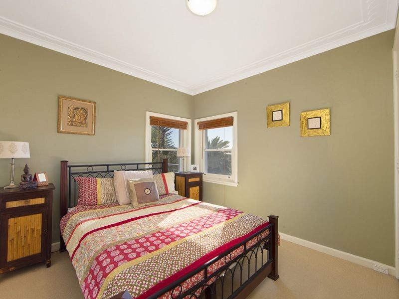 2/105A Soldiers Avenue, Freshwater NSW 2096