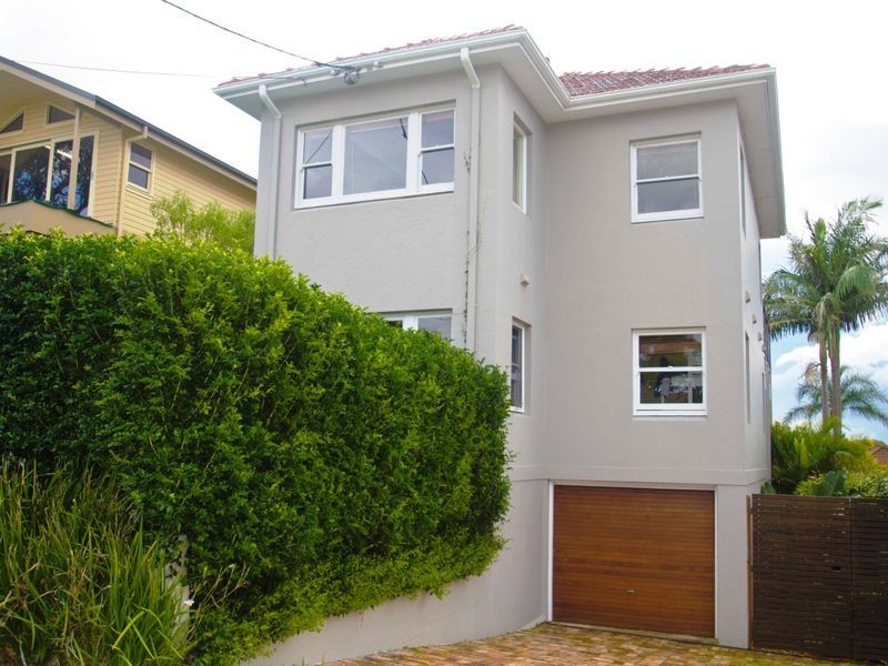2/105A Soldiers Avenue, Freshwater NSW 2096