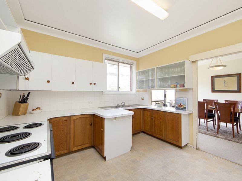 4 Bellevue Place, North Curl Curl NSW 2099