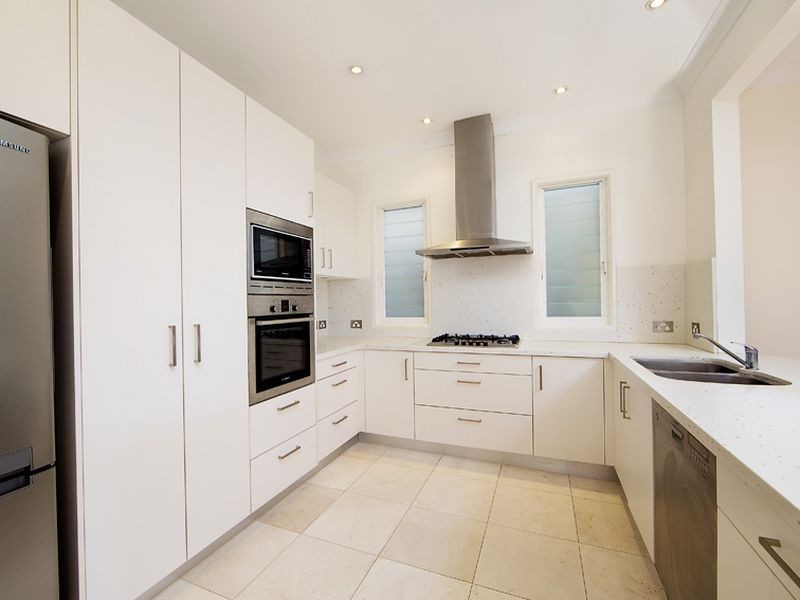 12 Undercliff Road, Freshwater NSW 2096