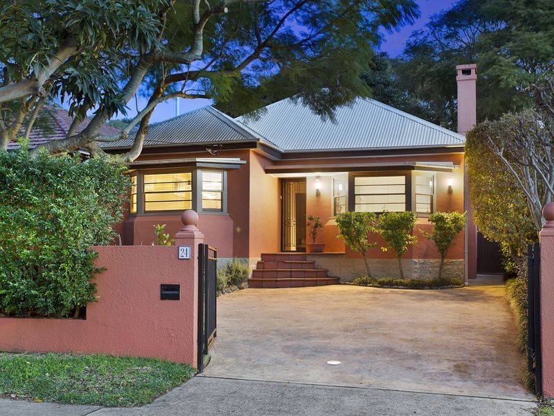24 Brighton Street, Freshwater NSW 2096