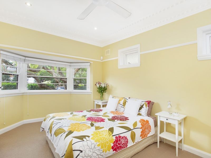 24 Brighton Street, Freshwater NSW 2096