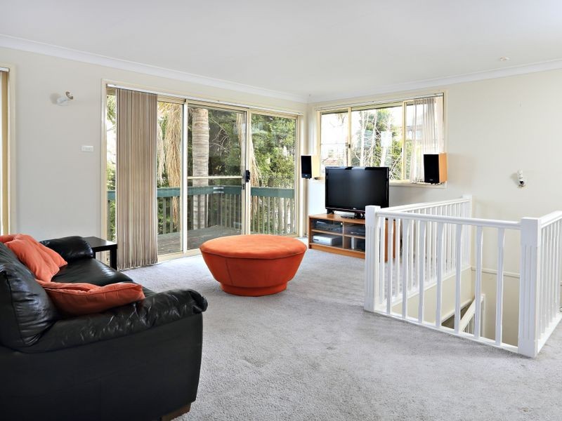 49 Parr Avenue, North Curl Curl NSW 2099