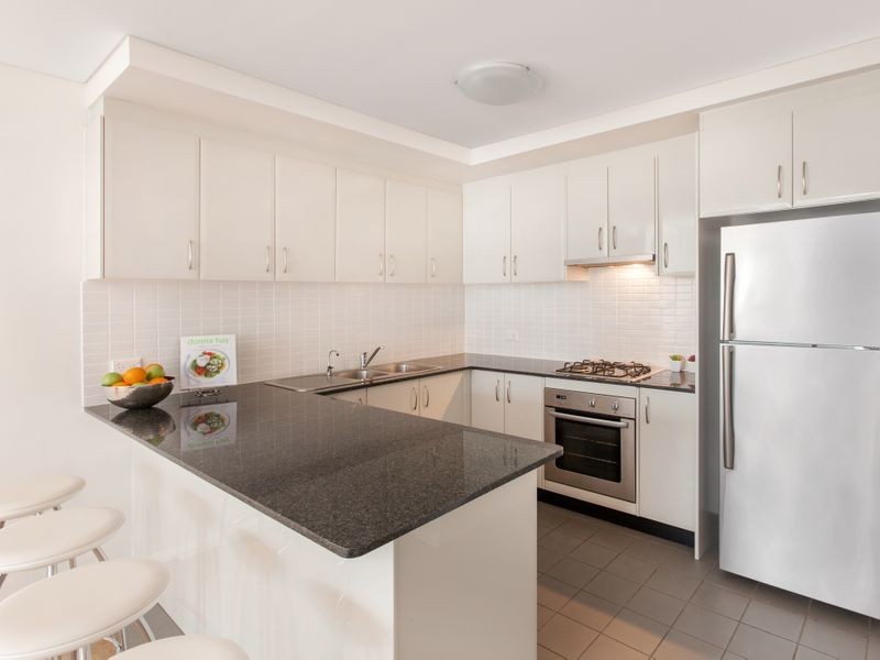 10/27-29 Sturdee Parade, Dee Why NSW 2099