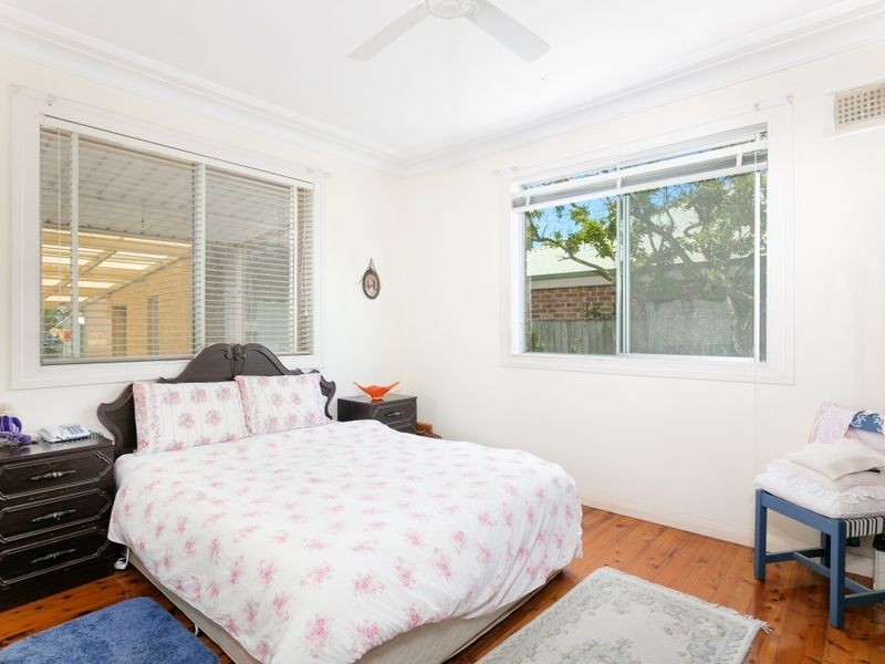 6 Robert Avenue, North Manly NSW 2100