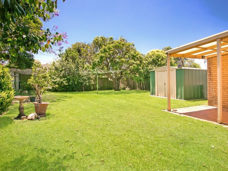 6 Robert Avenue, North Manly NSW 2100