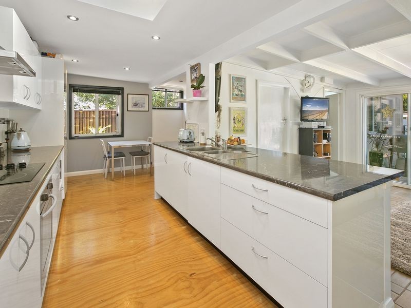 80 Soldiers Avenue, Freshwater NSW 2096