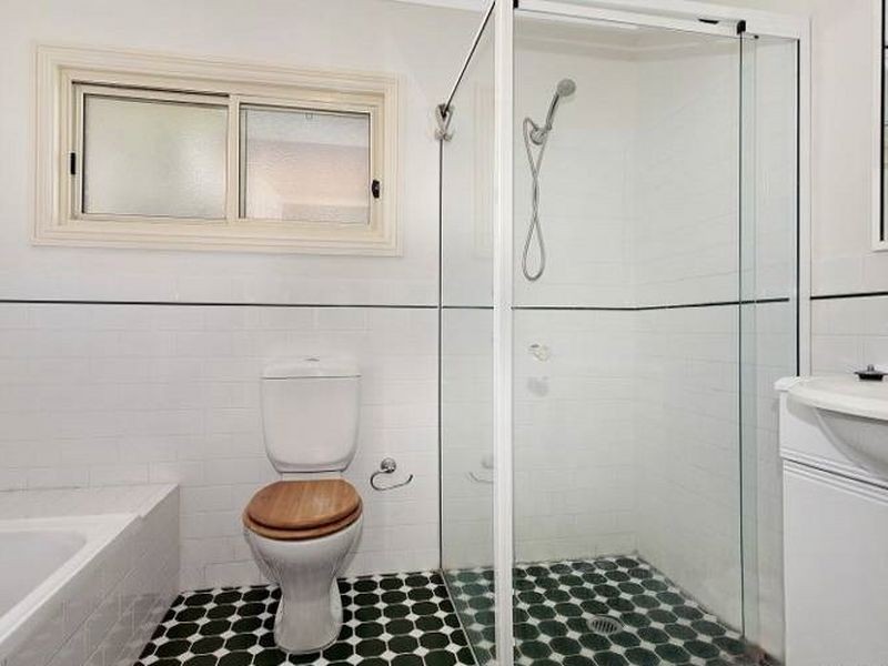 42b Wyndora Avenue, Freshwater NSW 2096