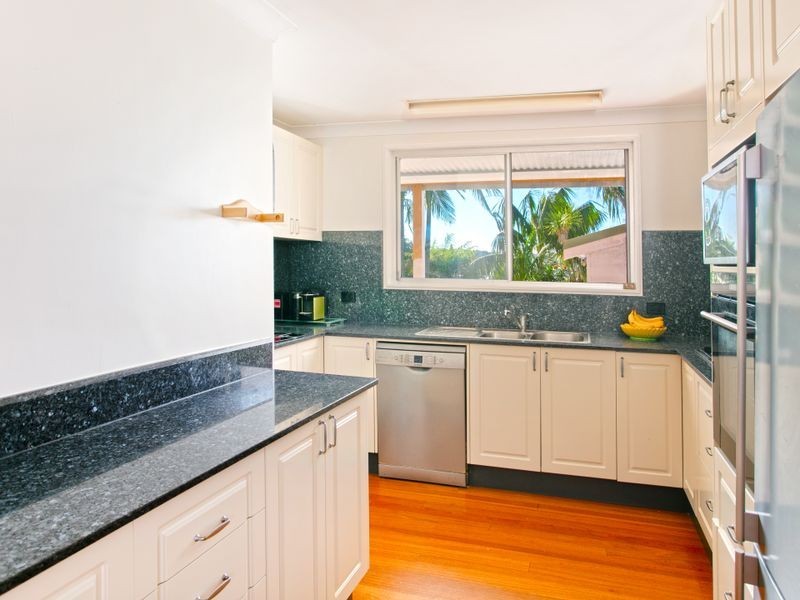 41 Gardere Avenue, Curl Curl NSW 2096