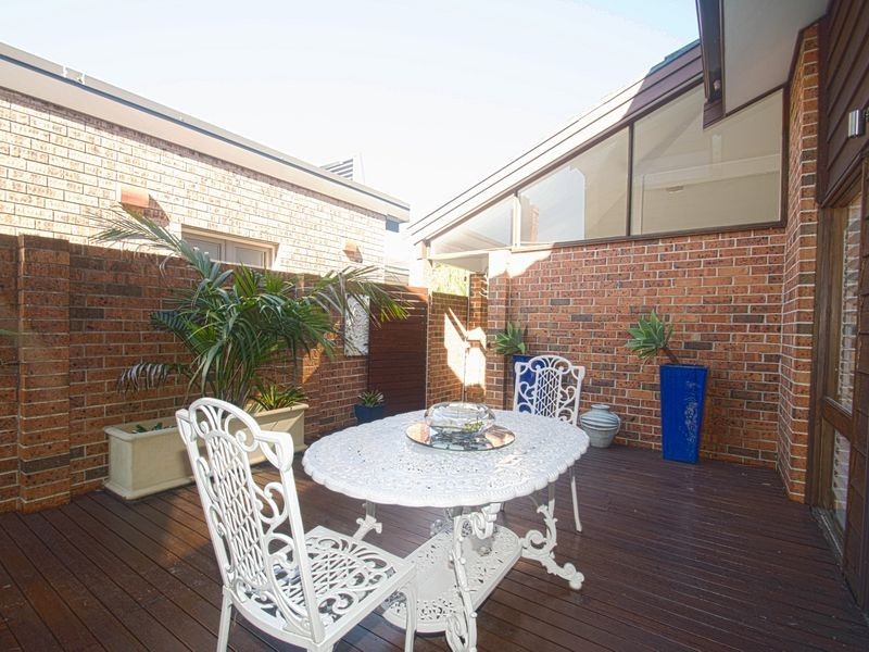 41 Gardere Avenue, Curl Curl NSW 2096