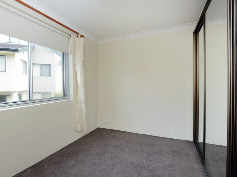 20/52 Carrington Parade, Curl Curl NSW 2096