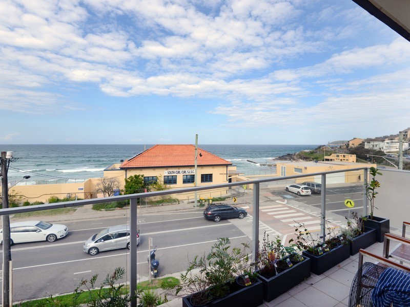 3/52 Carrington Parade, Curl Curl NSW 2096