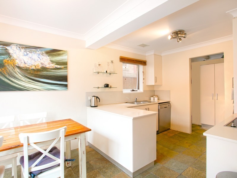 65 Soldiers Avenue, Freshwater NSW 2096