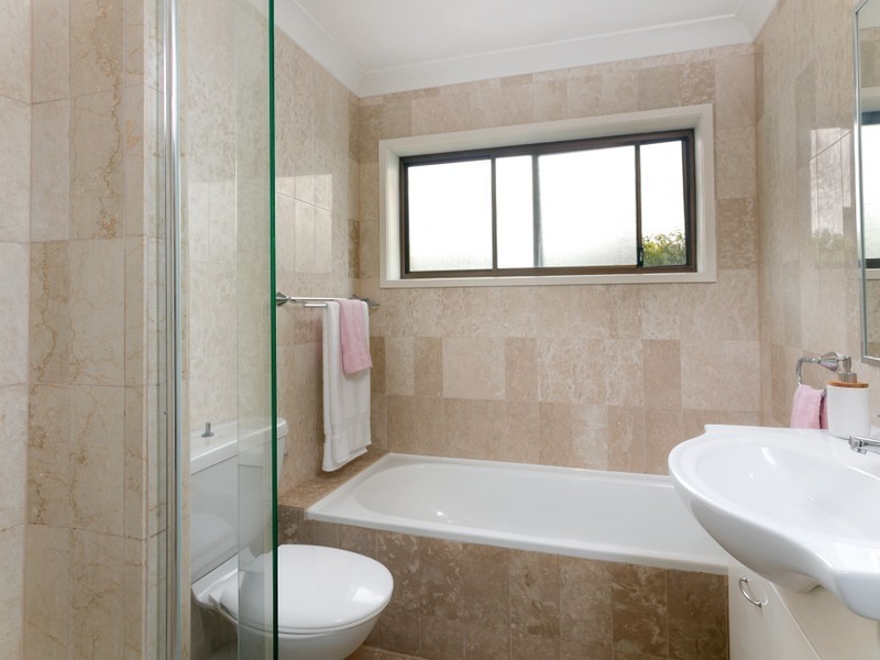 123 Victor Road, Dee Why NSW 2099