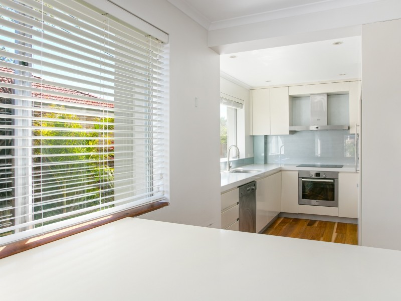 1/63 Crown Road, Queenscliff NSW 2096