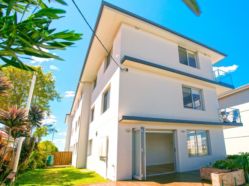 1/63 Crown Road, Queenscliff NSW 2096