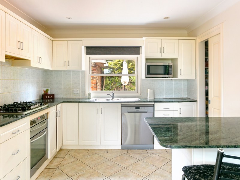 24 Rowena Road, Narraweena NSW 2099