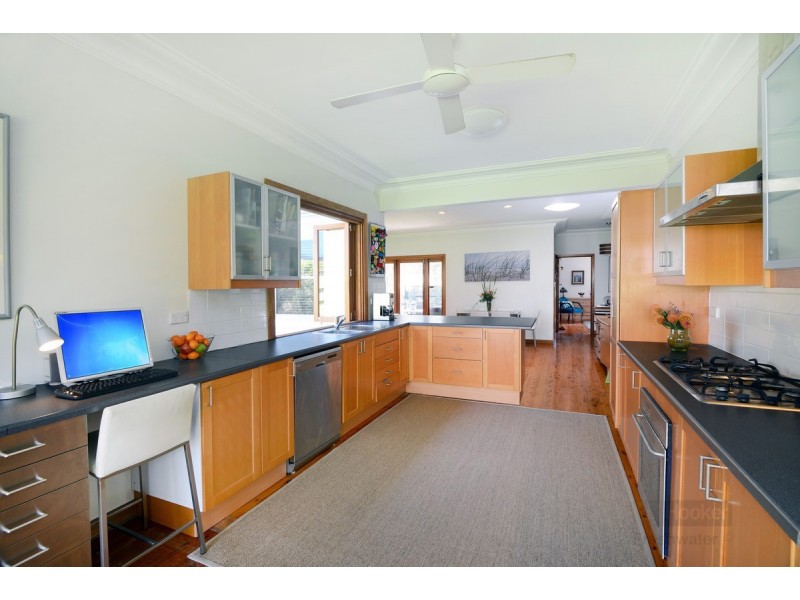 2 Bennett Street, Curl Curl NSW 2096