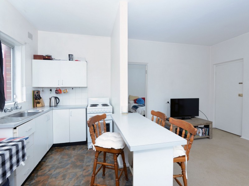 1/73 Queenscliff Road, Queenscliff NSW 2096