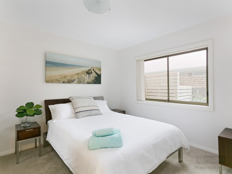 2/9 Wyadra Avenue, Freshwater NSW 2096