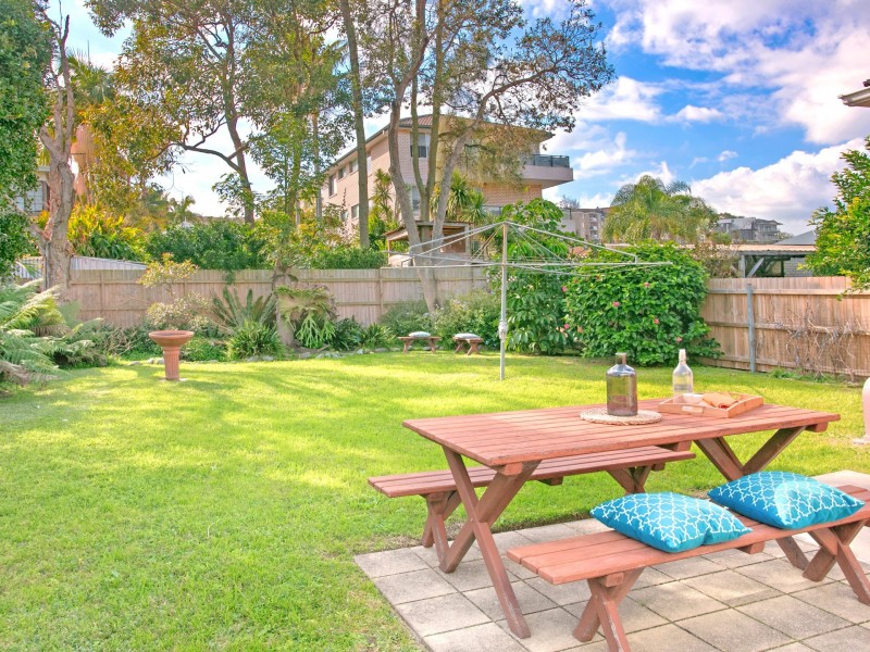 20 Kooloora Avenue, Freshwater NSW 2096