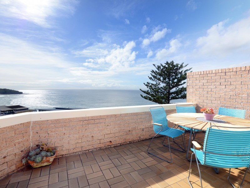 3/4 Coastview Place, Freshwater NSW 2096